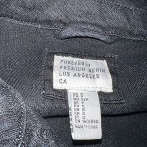 Forever 21 cropped black denim jacket size small